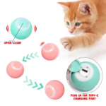 Automatic self-moving smart ball for Cats