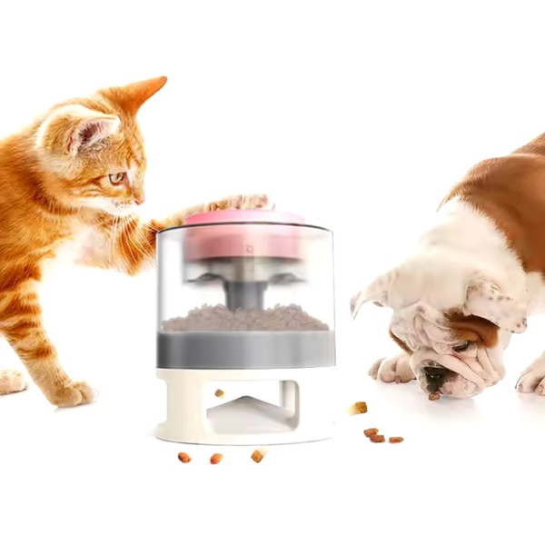 Food Leaking Toy Druk Bullet Food Dispenser for Pets