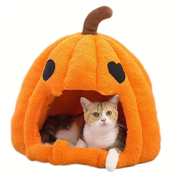 Cozy Pumpkin Shape Halloween Cat Bed