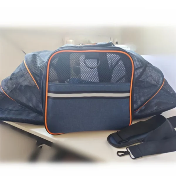 Airline Approved Pet Carrier Soft Sided Pet Travel Carrier Expandable Puppy Cat Handbag with Fleece Pad Pet Manufacture